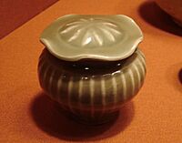 Covered jar, Longquan celadon stoneware, Yuan Dynasty