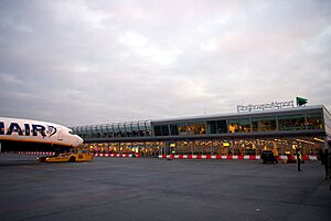 EindhovenAirport-Terminal-20071224