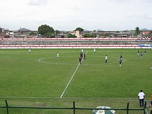 Estádio Proletário Guilherme da Silveira Filho 3