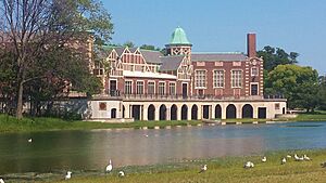 Humboldt Park Field House and Refectory