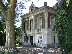 Hurwenen (NL), 2010-06-27 14.00, Villa Ouderzorg