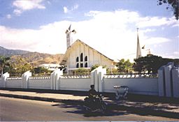 Kathedrale Dili E-24.jpg