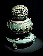 Korea - Seoul - National Museum - Incense Burner 0252-06a edit