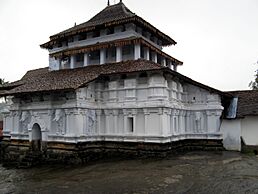 Lankatillaka Temple, Exterior 0553