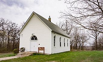 Middlefork Church near Redding, Iowa in 2017.jpg