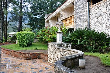 Paved walkway and building in Puerto Rico