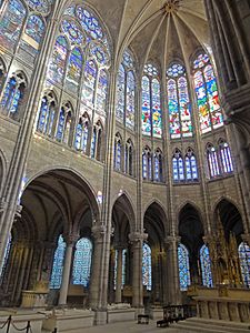 Saint-Denis (93), basilique Saint-Denis, abside 3