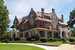 Scott mansion tx 2010
