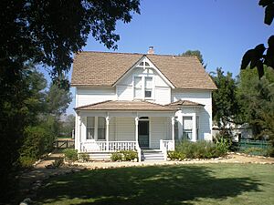Stathearn House, Simi Valley
