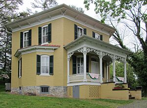 WinchesterVA-HexagonHouse-frontporch retouched