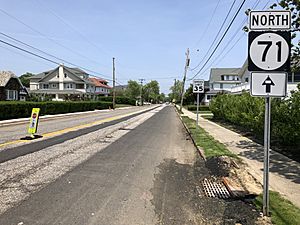 2018-05-25 12 35 12 View north along New Jersey State Route 71 (Norwood Avenue) at Edgemont Drive in Loch Arbour, Monmouth County, New Jersey