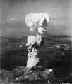 Atomic cloud over Hiroshima - NARA 542192 - Edit