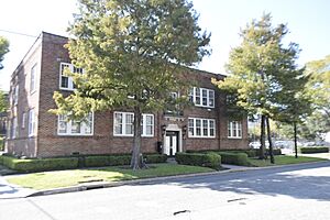 Benjamin Apartments 1218 Webster St Houston, TX