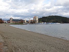 Coeur d'Alene and Tubbs Hill from City Park and Beach