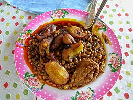 Ghanaian Beans, plantain (non-sweet banana) and chicken