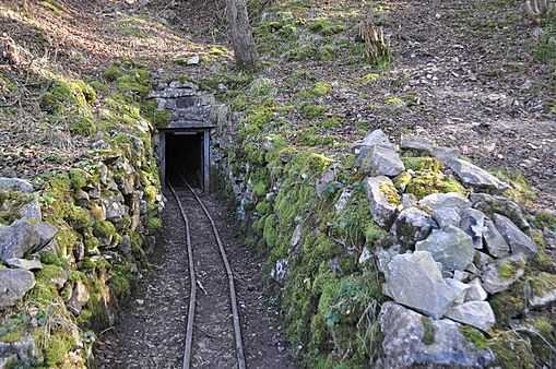 Goodluck Mine - Adit - geograph.org.uk - 2297145