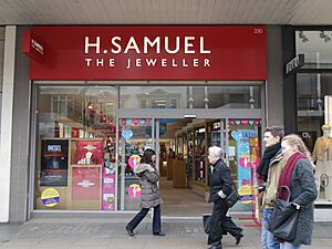 H. Samuel, Oxford Street, London, March 2016 01