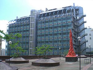 HKU Pillar of Shame in Orange Color 02a