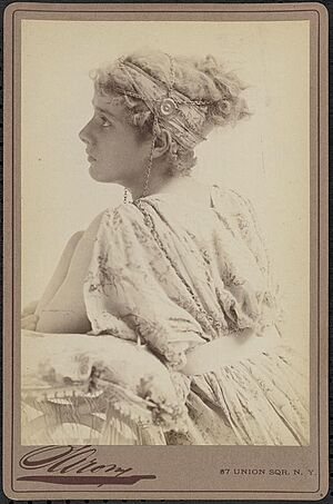 Julia Marlowe - DPLA - a7a98bf08ba43d5ec728847716d7e3c4 (page 1)