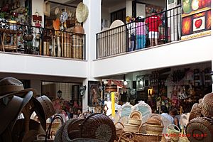 Mercado de artesanías de Tequisquapan. - panoramio