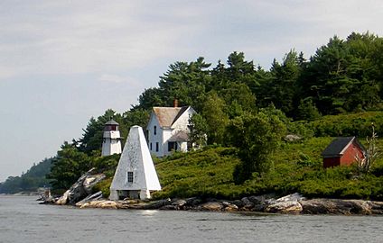 Perkins Island Maine Light showing all buildings 2009