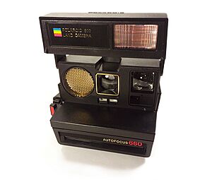 Polaroid Sun Autofocus 660 instant camera