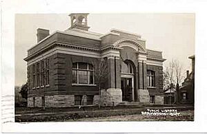 Postcard 1909 brampton public library