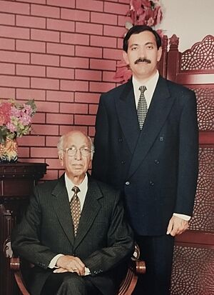 Rana Mohammad Hanif Khan with his son Rana Shakeel Hanif in 2004