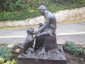 Robert Louis Stevenson statue