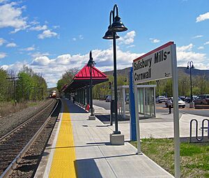 Salisbury Mills-Cornwall Metro-North station