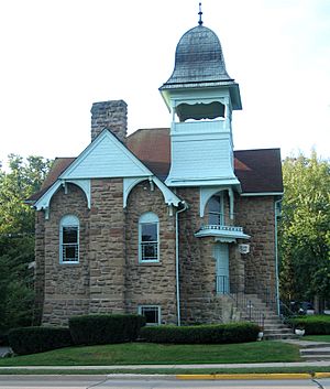 Scott Club from Phoenix Street