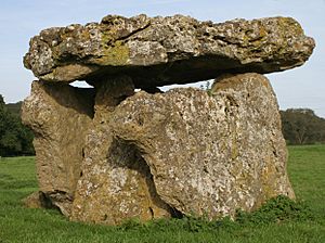 St Lythans burial chamber Facts for Kids