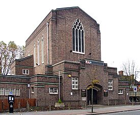 St Saviour, Old Oak Road. London W3 - geograph.org.uk - 1716657