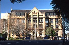 Sydney Registrar General's Building.jpg