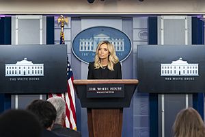 White House Press Briefing (49842842006)