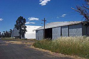 1701 - Dubbo RAAF Stores Depot (former) - Igloo building and Double Bellman Hangar (5054834b4)