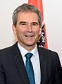 2017 Finanzminister Hartwig Löger (39136614571) (cropped)