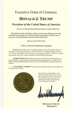 2020-12-22 Trump padron for Duncan D. Hunter-hunter duncan pardon 12.22.2020.pdf