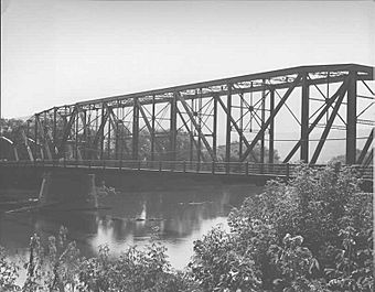 Bridge in Athens Township.jpg