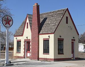 Deerfield KS Texaco station from SE 1