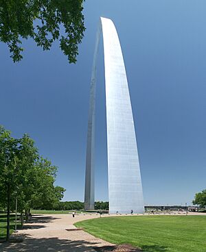 Gateway Arch (48832444)