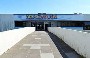 Magnum Leisure Centre, Irvine - geograph.org.uk - 4605394