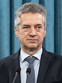 Novinarska konferenca po sestanku o energetski samooskrbi - 30.1.2024 - Robert Golob (cropped).jpg