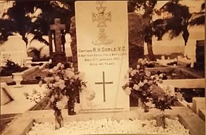 Photo of R V Gorle's grave at Stella Wood Cemetery on day of funeral
