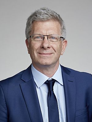 Professor Richard Harvey FRS (cropped).jpg