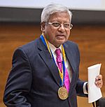 Sir Fazle Hasan Abed receives Thomas Francis, Jr. Medal