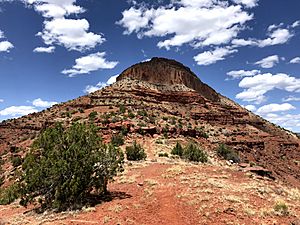 The Fortress of Astialakwa, near Jemez Pueblo, Santa Fe National Forest, NM, USA (May 2020) 03.jpg