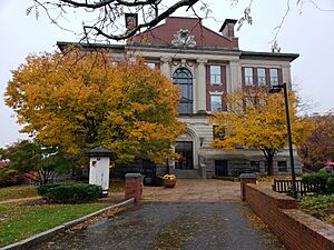 Allbritton Center