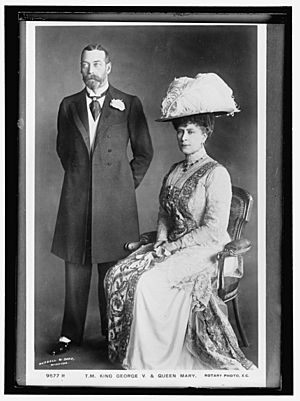 BRITISH ROYAL FAMILY. KING GEORGE AND QUEEN MARY LCCN2016865823