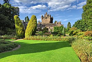Cawdor castle2